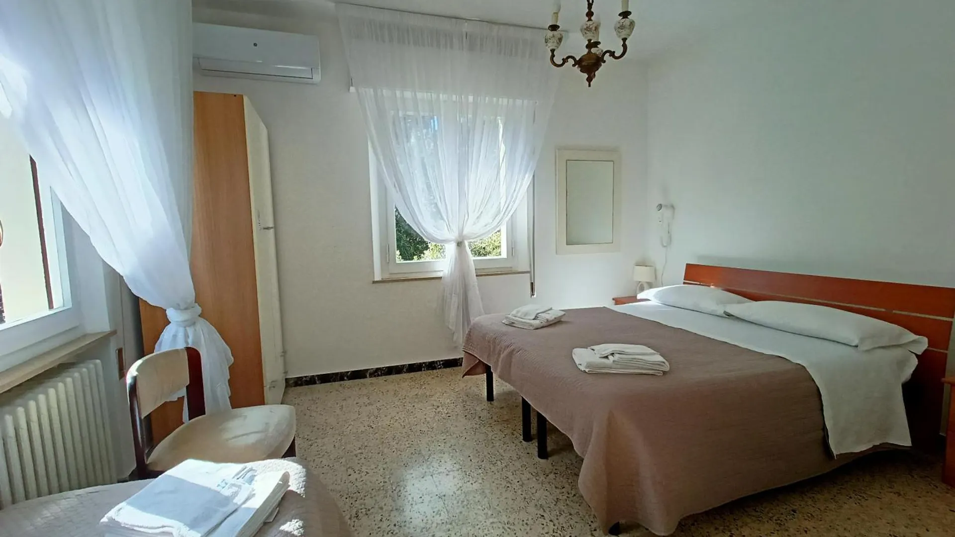 Beeliving Room&Breakfast (Adults Only) Riccione