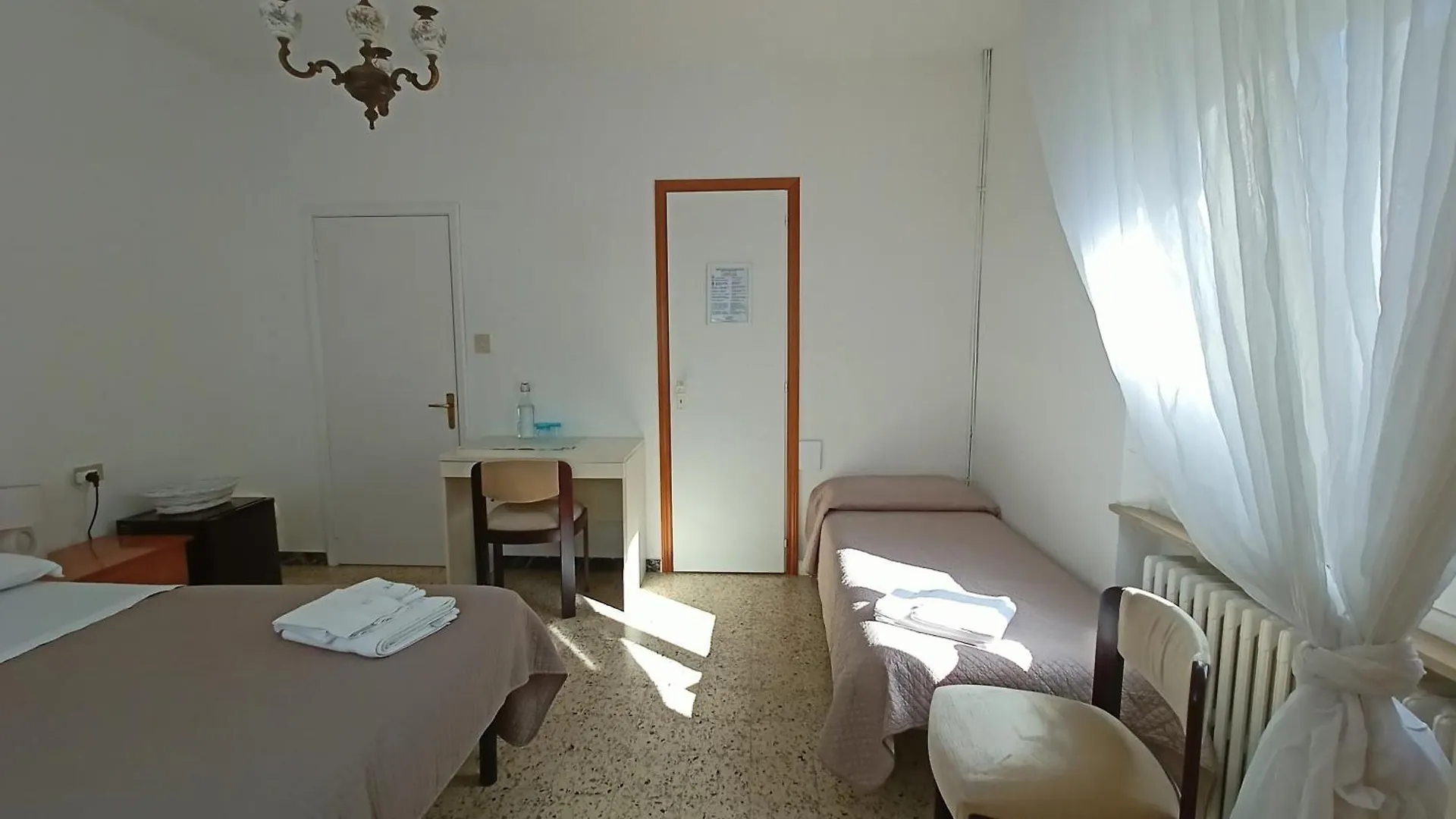 Beeliving Room&Breakfast (Adults Only) Riccione