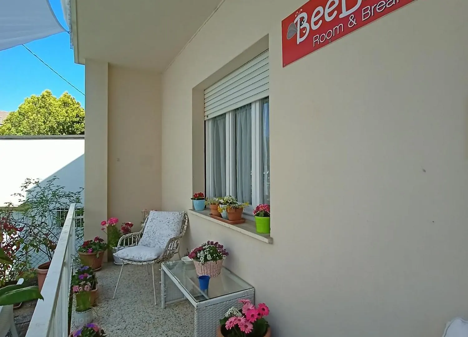 Beeliving Room&Breakfast (Adults Only) Riccione Bed & Breakfast